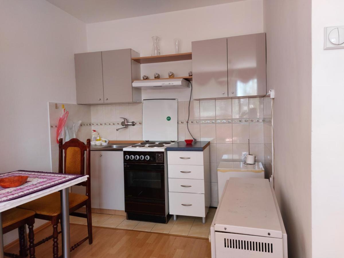 Apartment Daca Stan Белград Экстерьер фото